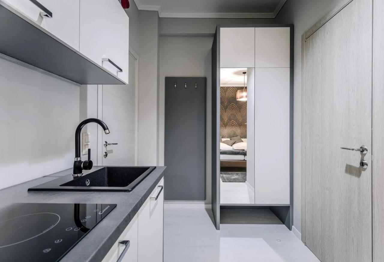 Apartmanhaz Soho Gyor Bagian luar foto