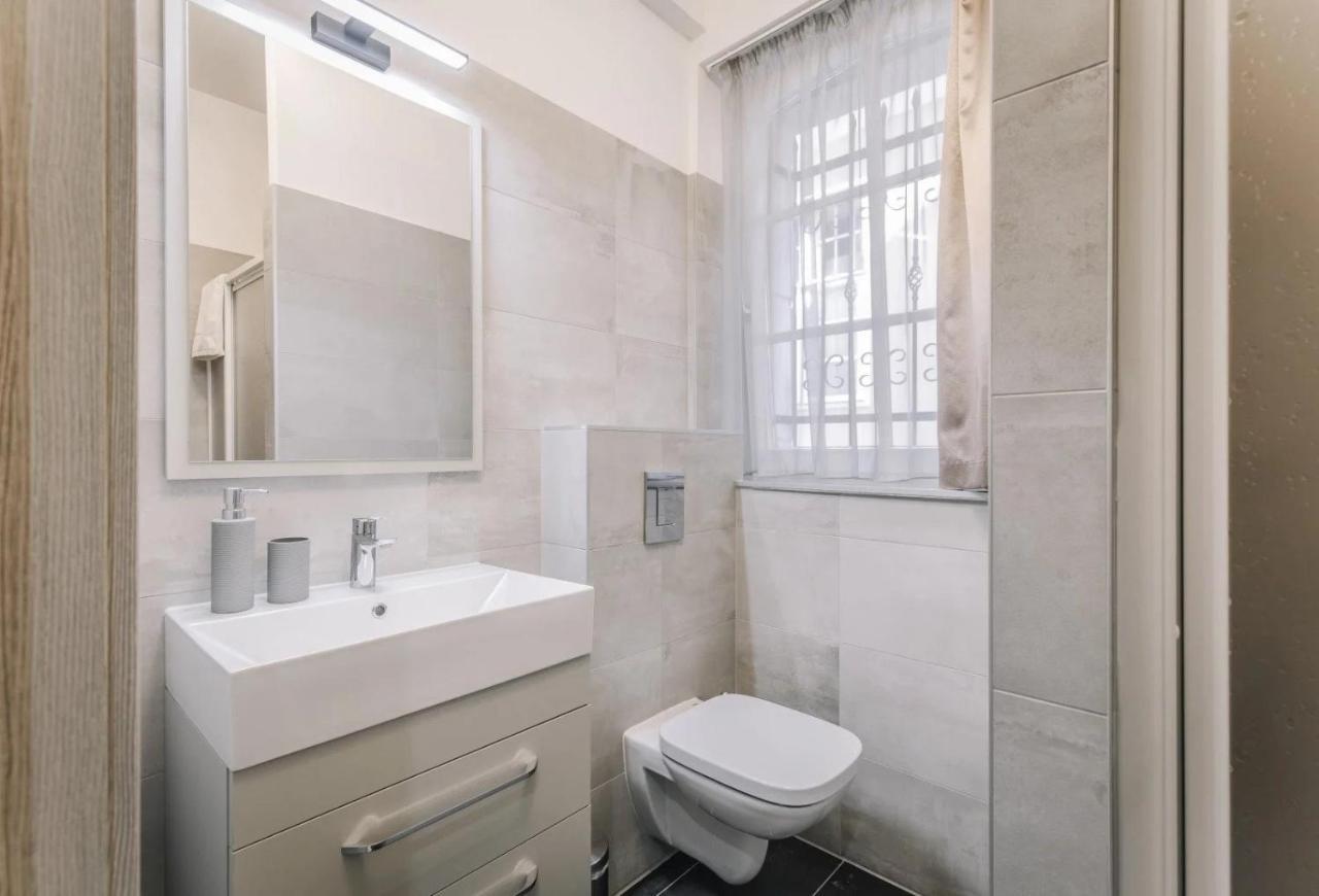 Apartmanhaz Soho Gyor Bagian luar foto