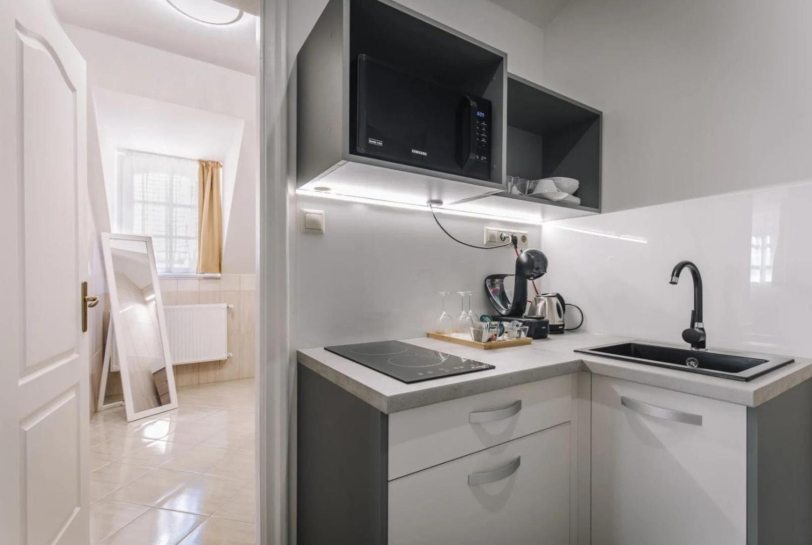 Apartmanhaz Soho Gyor Bagian luar foto