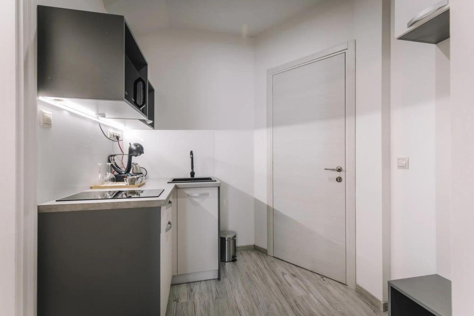 Apartmanhaz Soho Gyor Bagian luar foto
