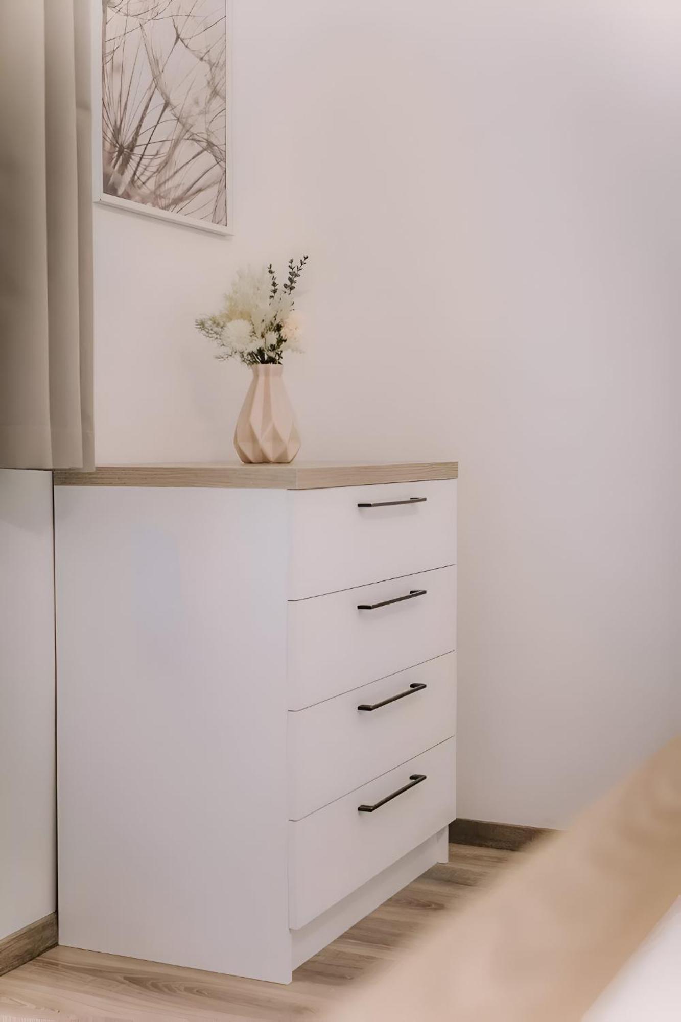 Apartmanhaz Soho Gyor Bagian luar foto